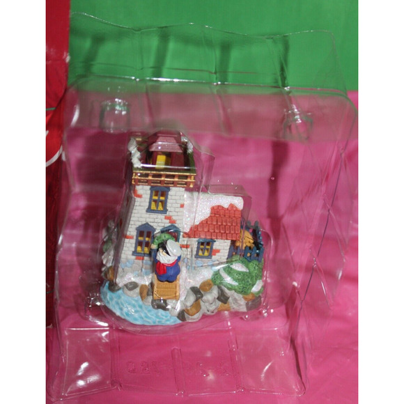 Carlton Heirloom Santa By The Sea Holiday Christmas Ornament 55 CXOR106G - Picture 2 of 3